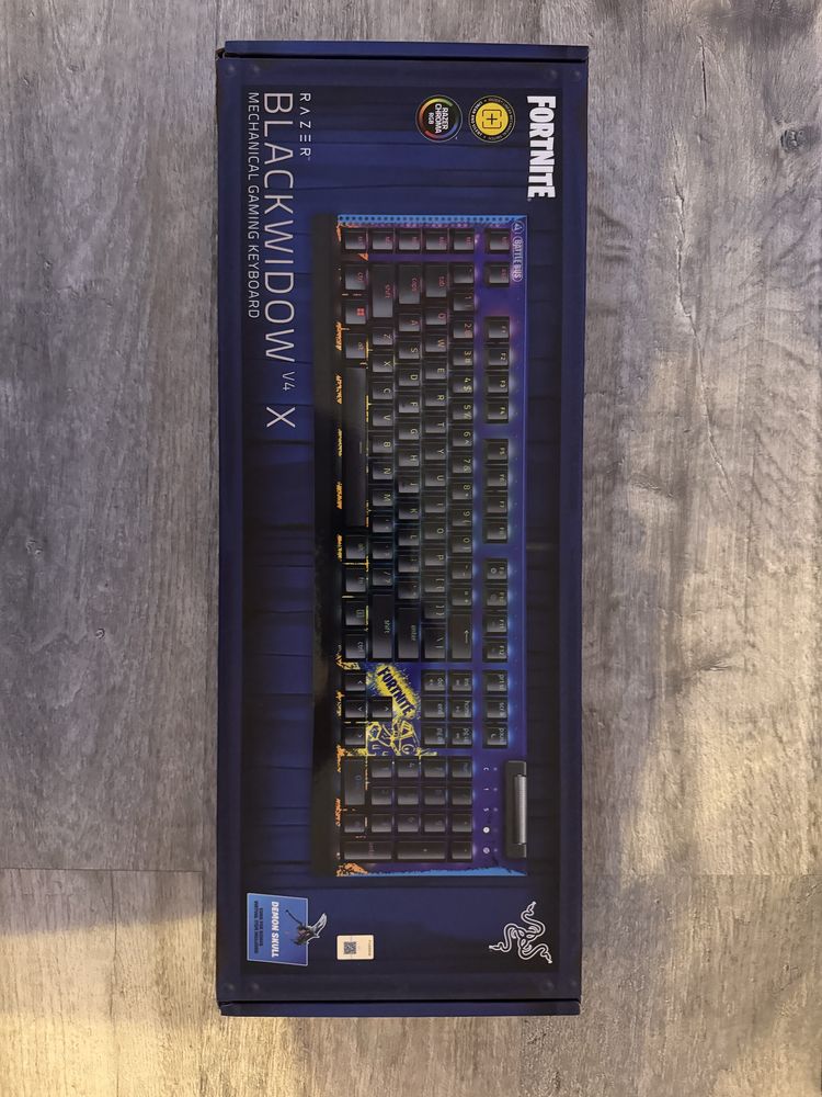 Nowa Klawiatura Razer BlackWidow V4 X Fortnite Edition