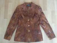шикарный очень нарядный женский пиджак с жилеткой на 44-46 размер