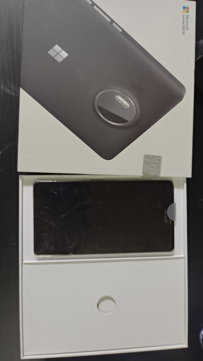 Microsoft Lumia 950 XL