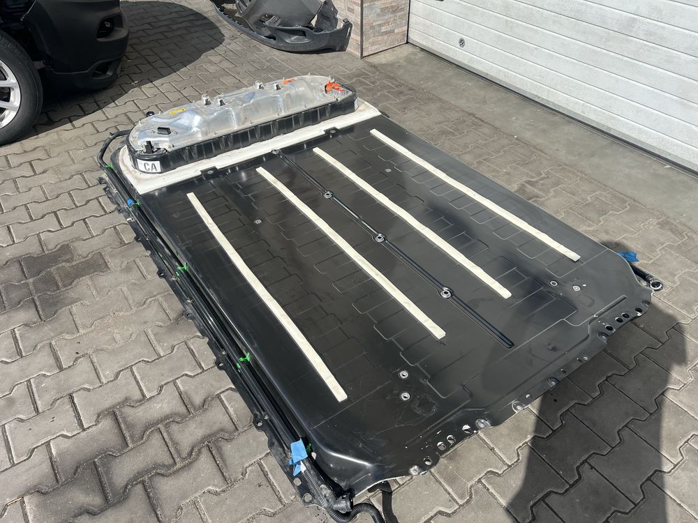 Батарея Tesla 82kwh dual motor