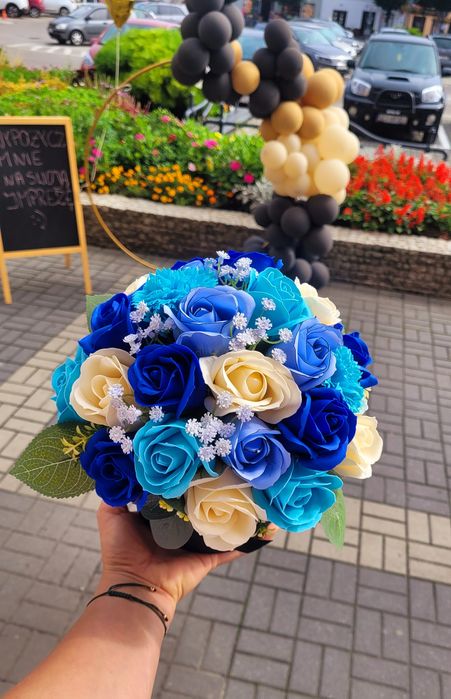 Kwiaty z mydła prezent flowerbox