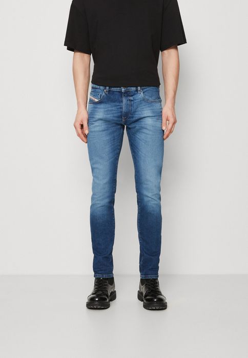 Jeansy zwężane Diesel 34/34
