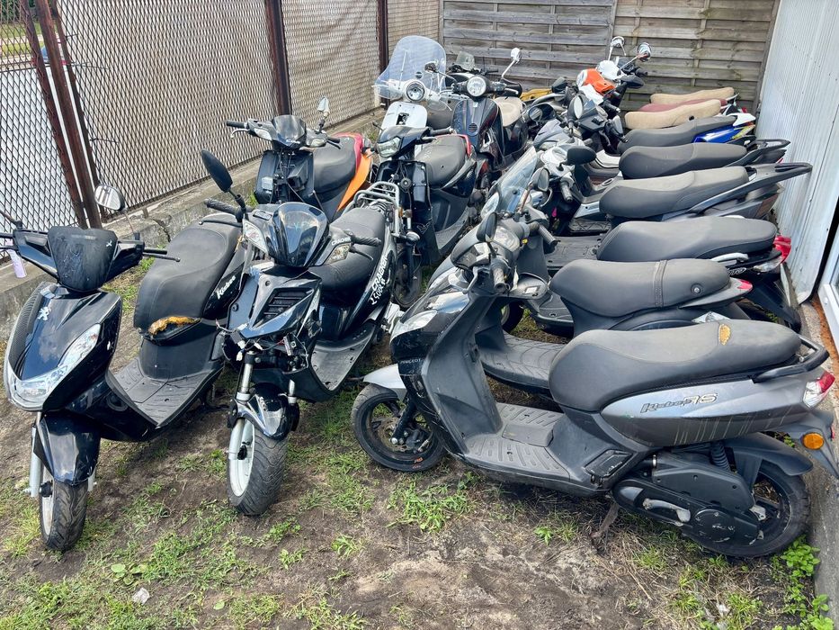 Peugeot Speedfight Pakiet skuterów 50 cc - Okazja! Vespa Ovetto Piaggio Zip Kisbee