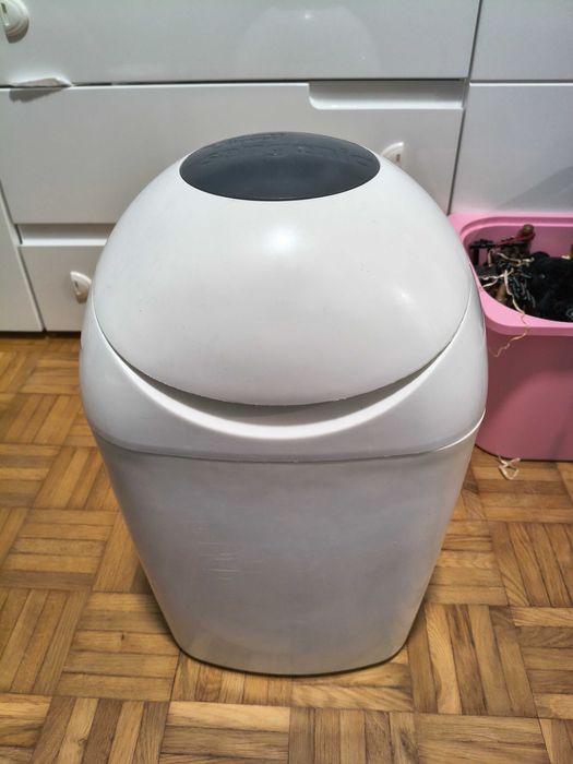 Kosz  na pieluchy Tommee Tippee Sangeric + 500m folii