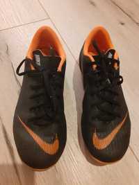 Korki Nike Mercurial r.36,5