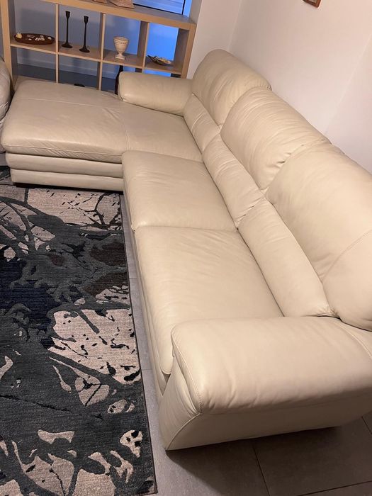 Sofá em Pele Chaise Longue (3 lugares)