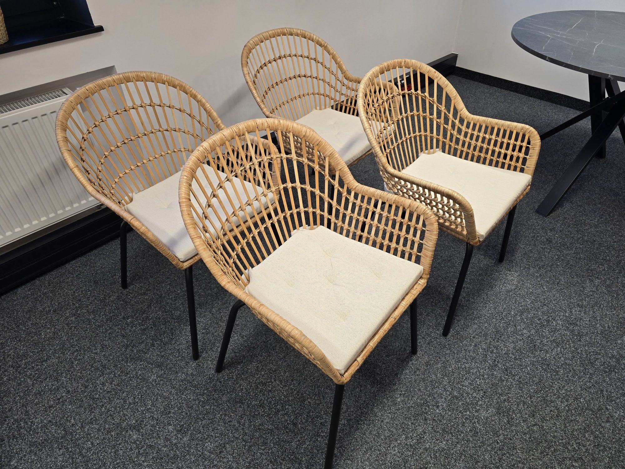 IKEA NILSOVE Krzesło z podłokietnikami, rattan/czarny IKEA