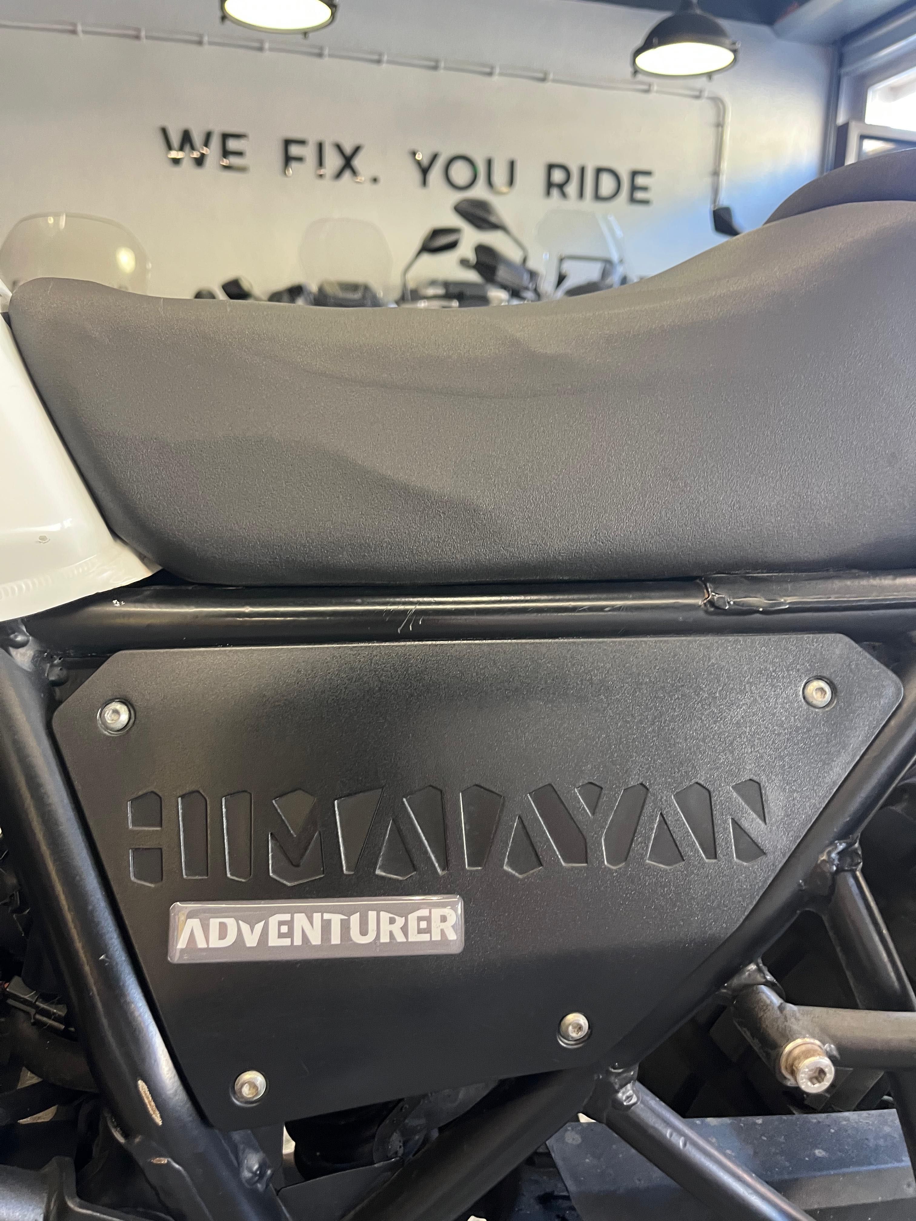 Royal Enfield Himalayan 411 Extras Pneus mistos