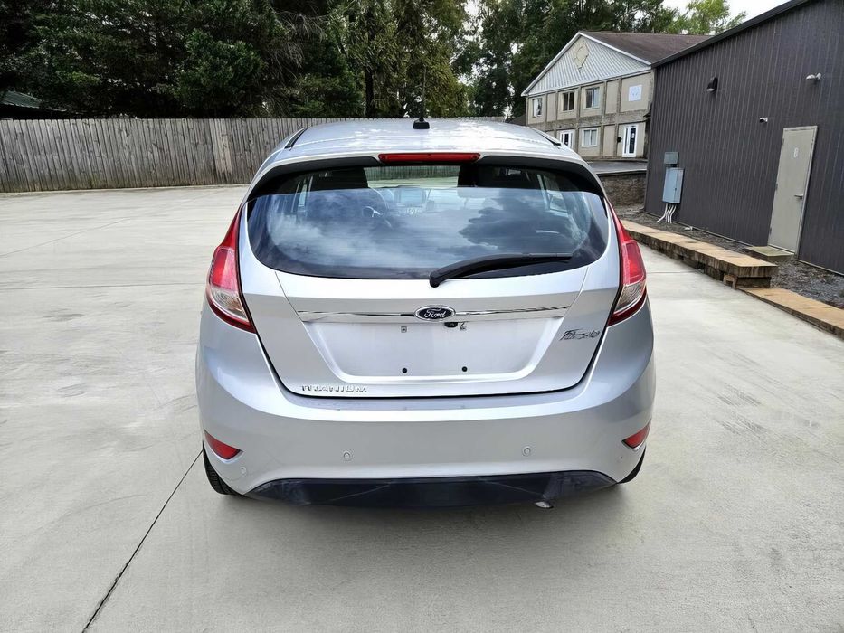 Ford Fiesta      2016