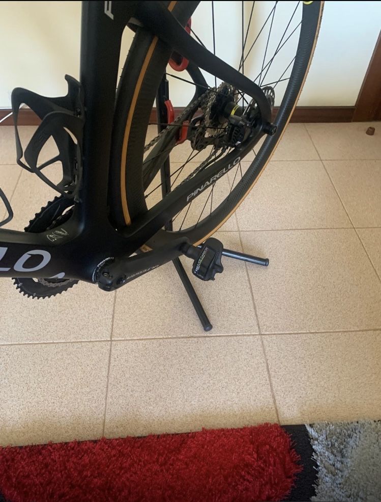 Bicicleta pinarello prence nova 0 Km tamanho um  53 com fatura  garant