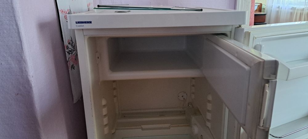 Холодильник LIEBHERR