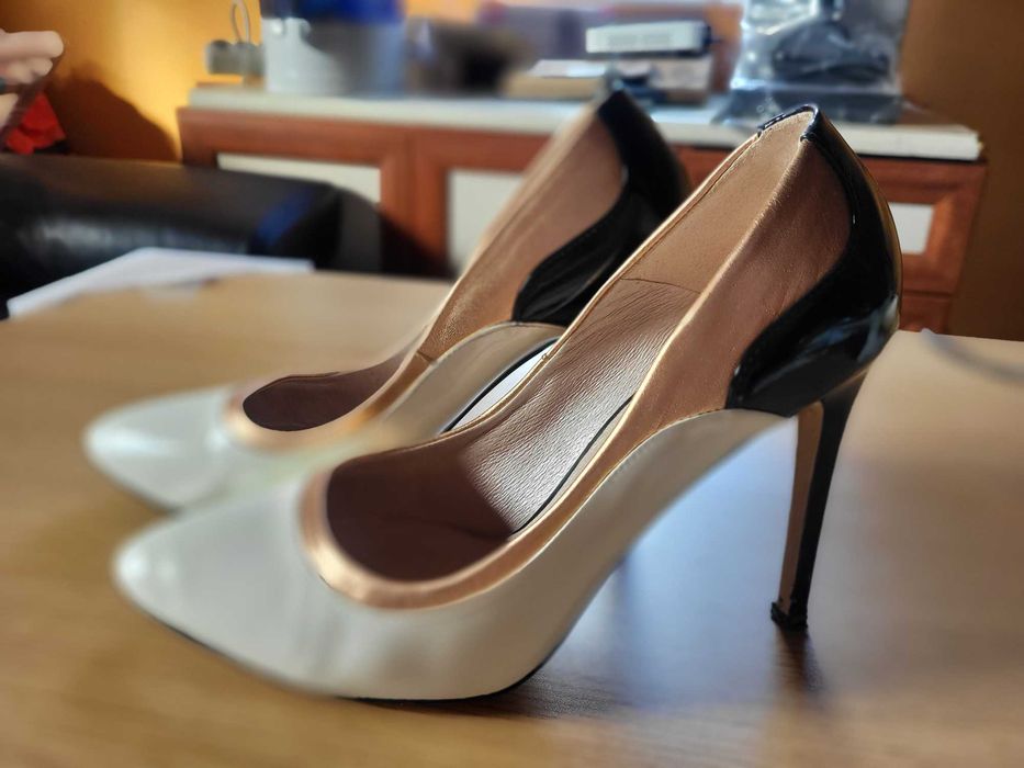 Czółenka Gino Rossi 37