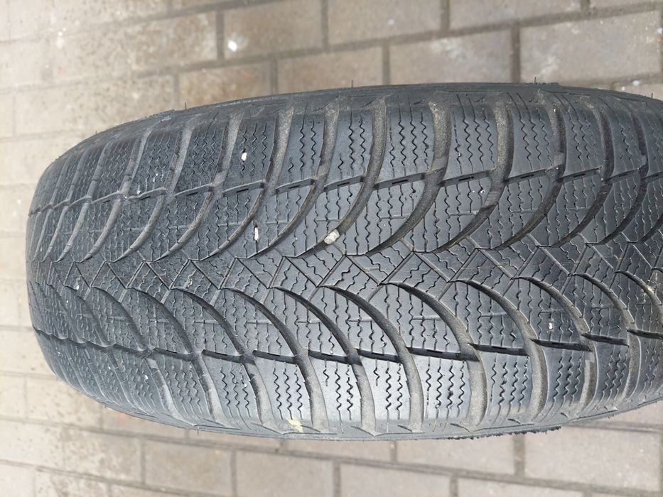 1x opona pojedyncza zimowa  185 65 R15 98T Nexen Winguard Snow 'G WH 2