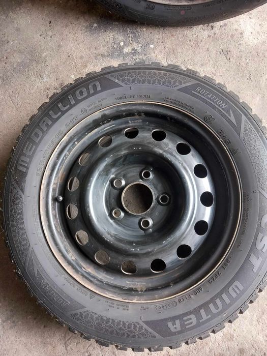 Komplet kół zimowych z oponami Medallion 195/65 R15 Hyundai i30