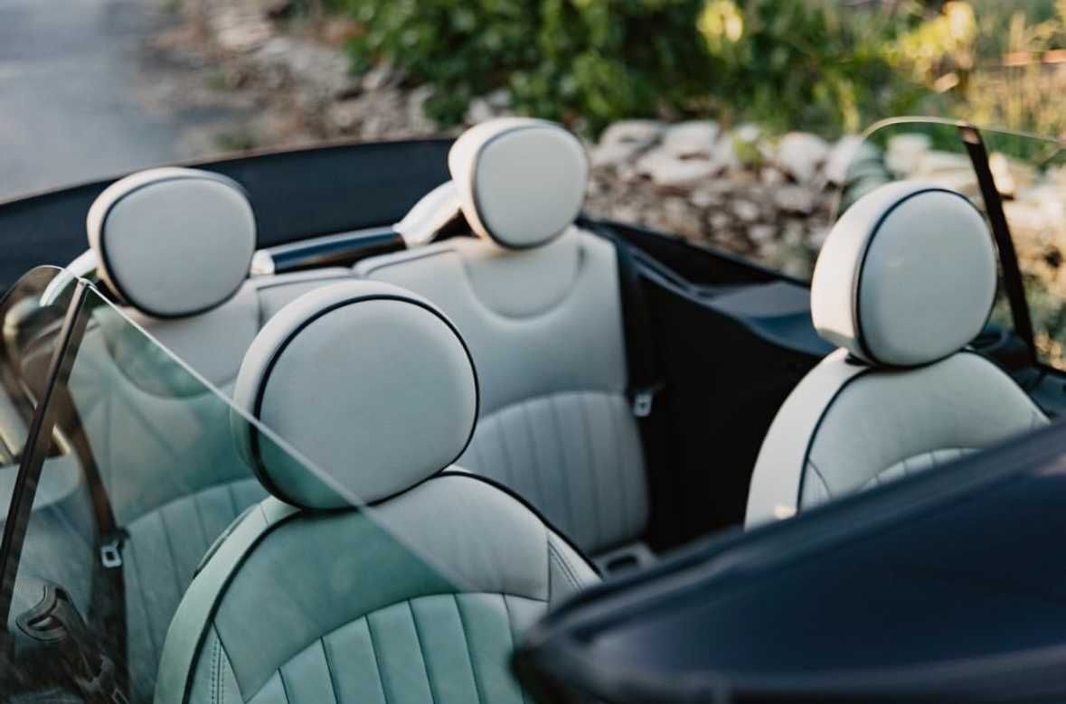 Mini Cooper D Cabrio 2011