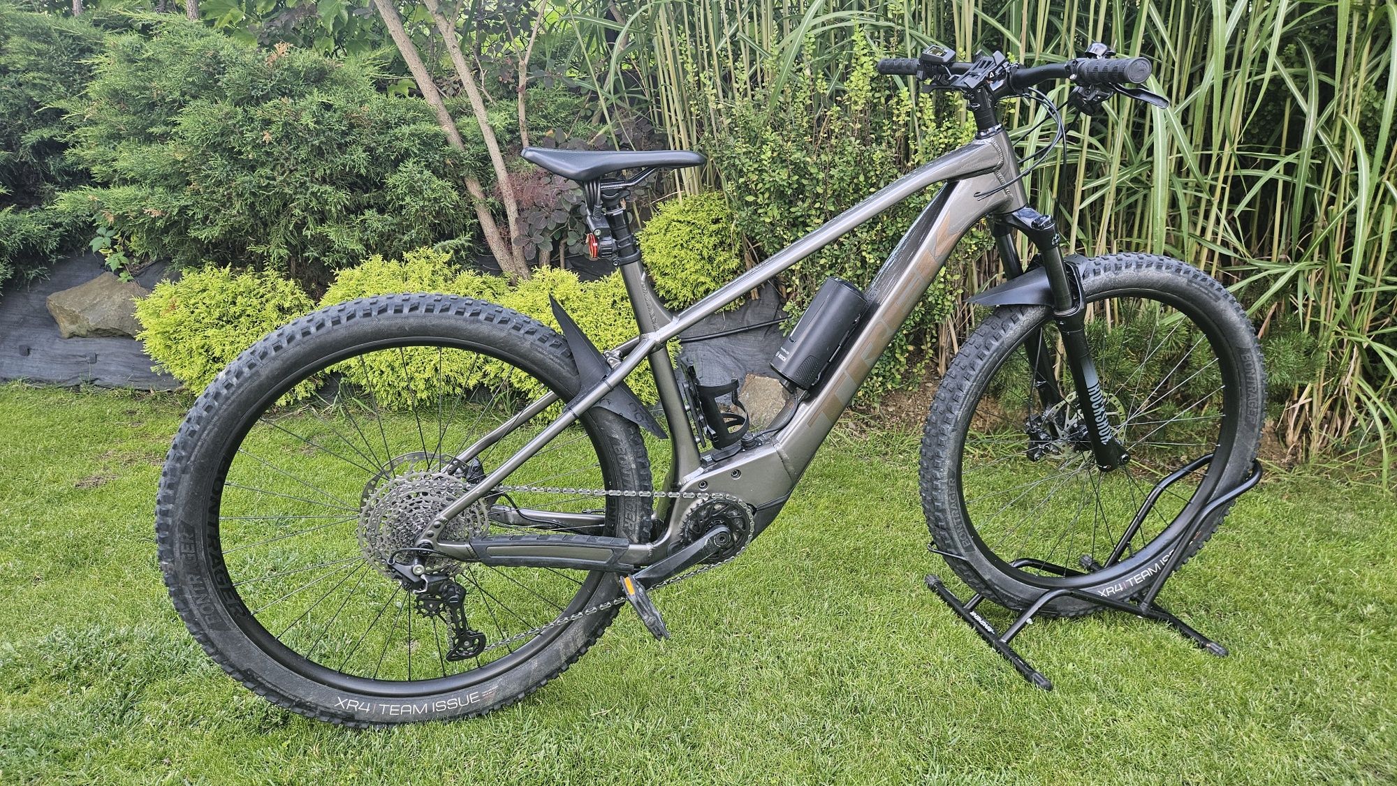 Elektryczny TREK Marlin+ 8 / Bosch / Shimano Deore