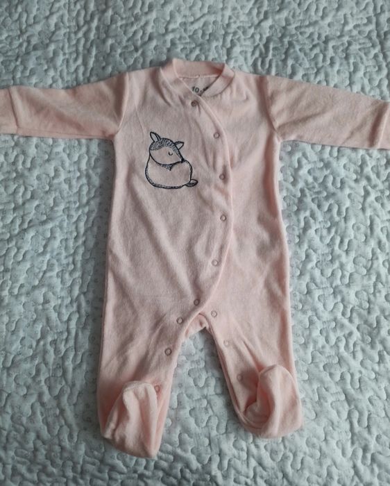 Pajacyk roz. 68 cm nowy