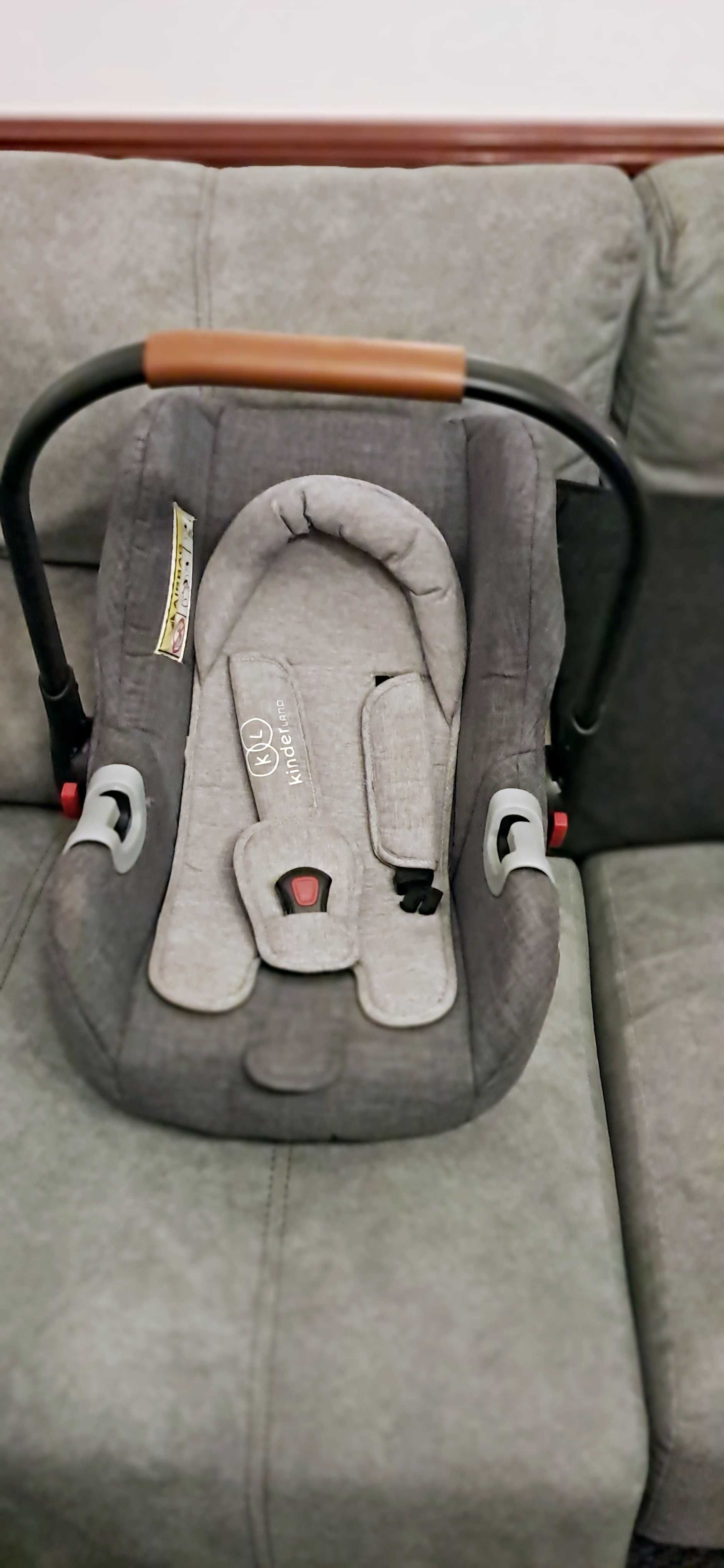 Ovo/Cadeira para bebe MARCA KINDER
