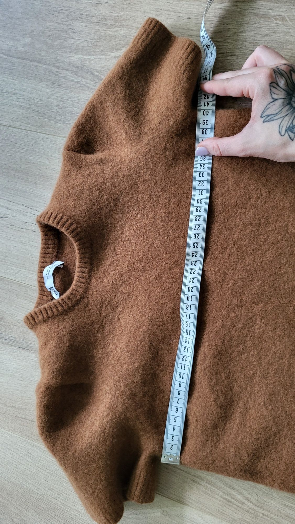 Sweter wełniany ZARA