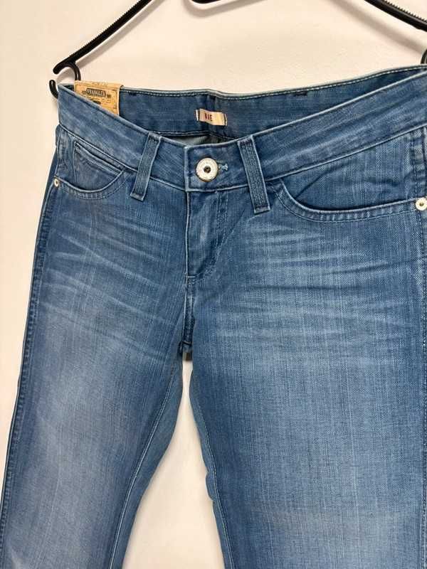 Wrangler MAE W26 L34 Damskie Jeansy Prosty Krój Denim 100% Bawełna