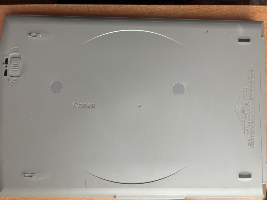 Сканер Canon lide 25