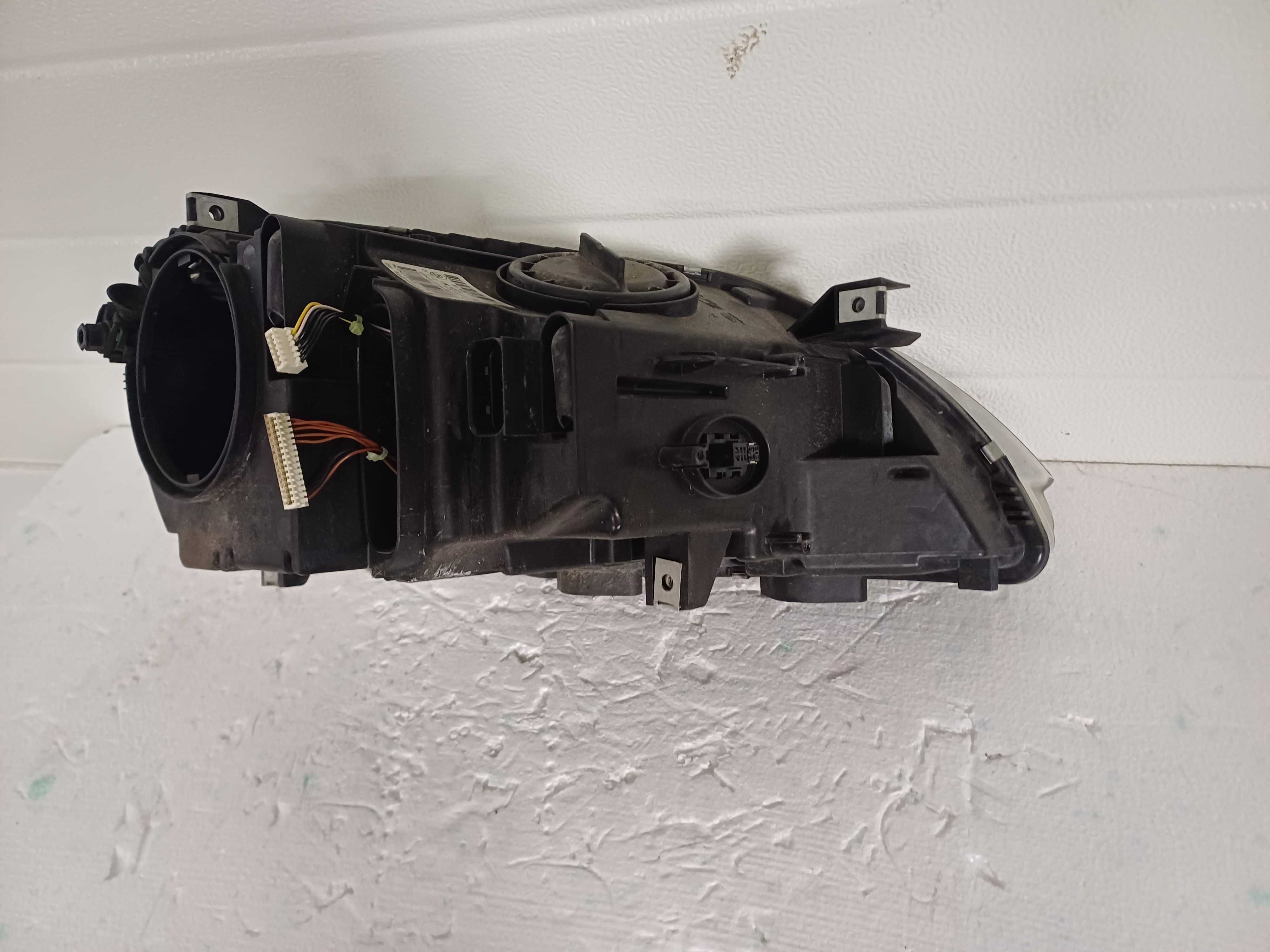 lampa lewa bmw 6 f12 f13 bi-xenon nie skrętny 722.20.83