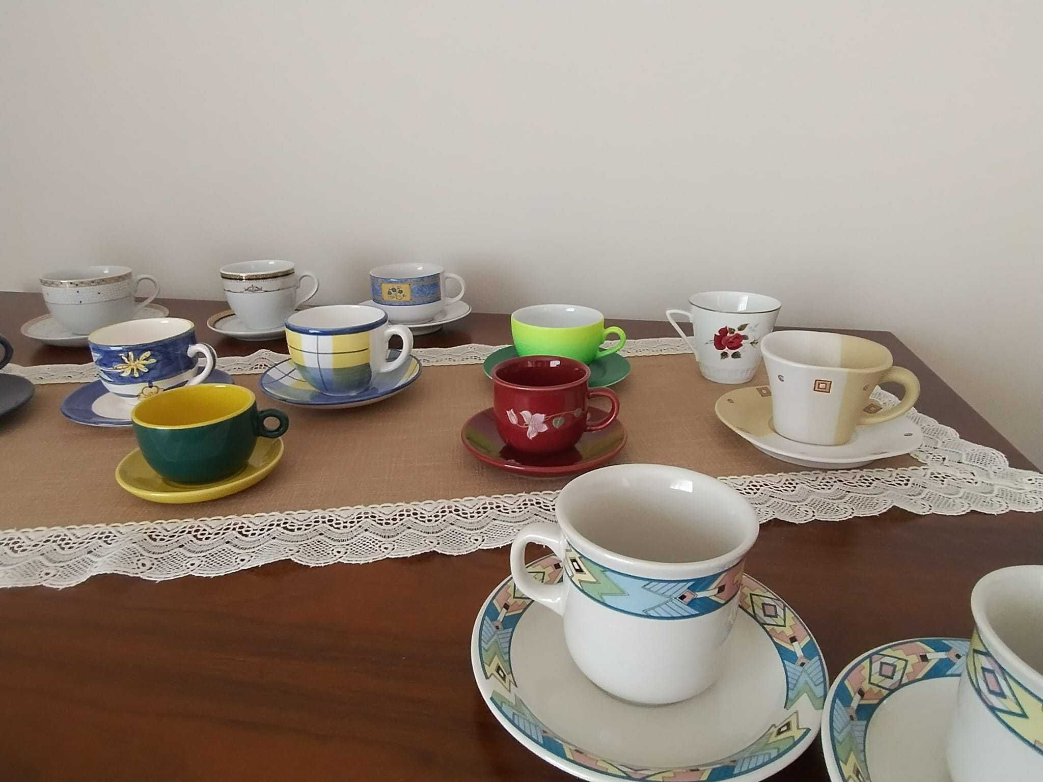 Filiżanka ( komplet )_ porcelana