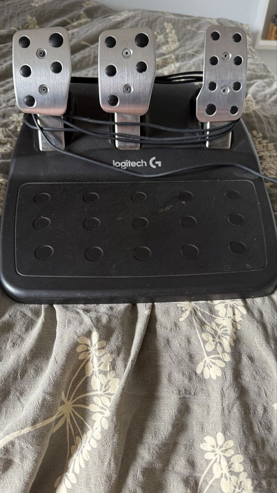 Kierownica Logitech g29