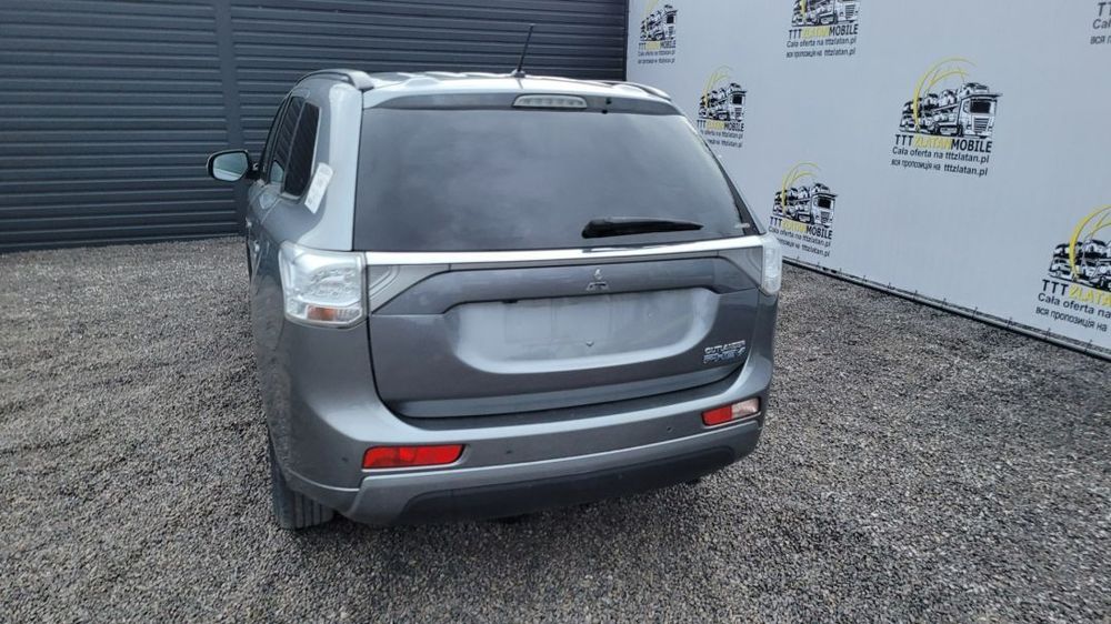 Mitsubishi Outlander Qutlander PHEV hybryda plug in