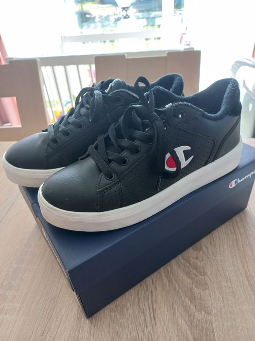 Buty  sportowe Champion rozmiar 38