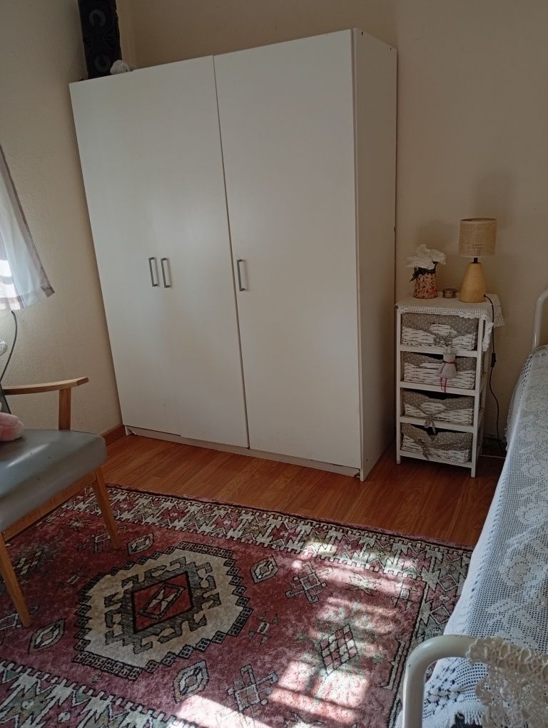 Arrendo Quarto em Queluz