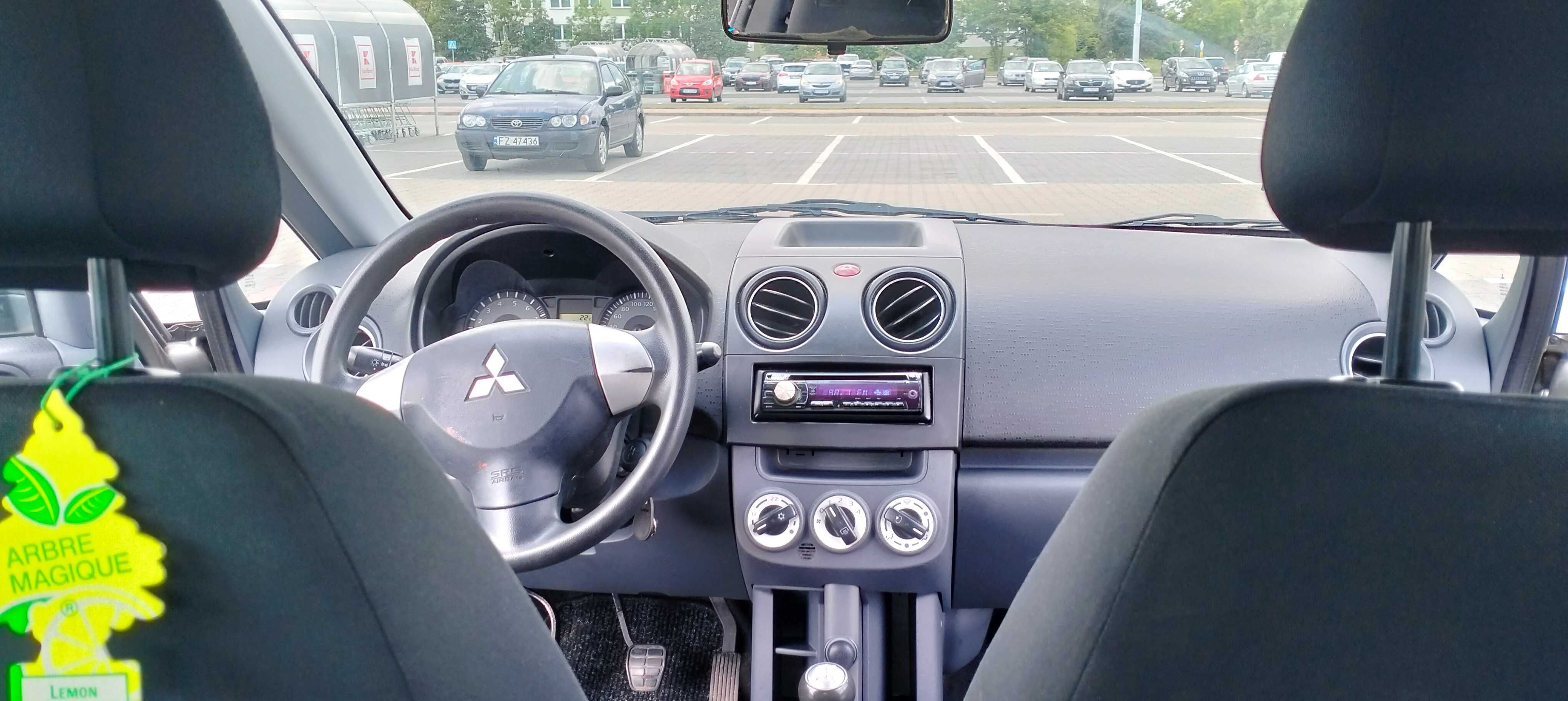 Mitsubishi Colt 2009