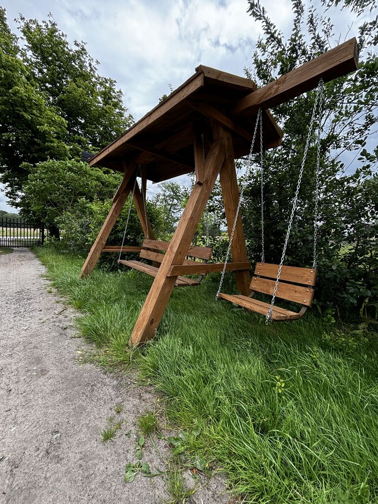 Sprzedam huśtawke ogrodową
