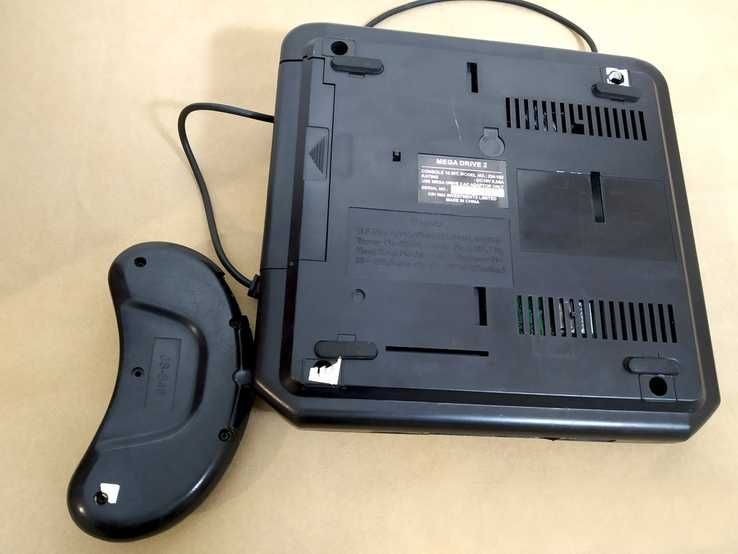 Приставка,окуляри,платівки,годинник,та інші цікаві речі