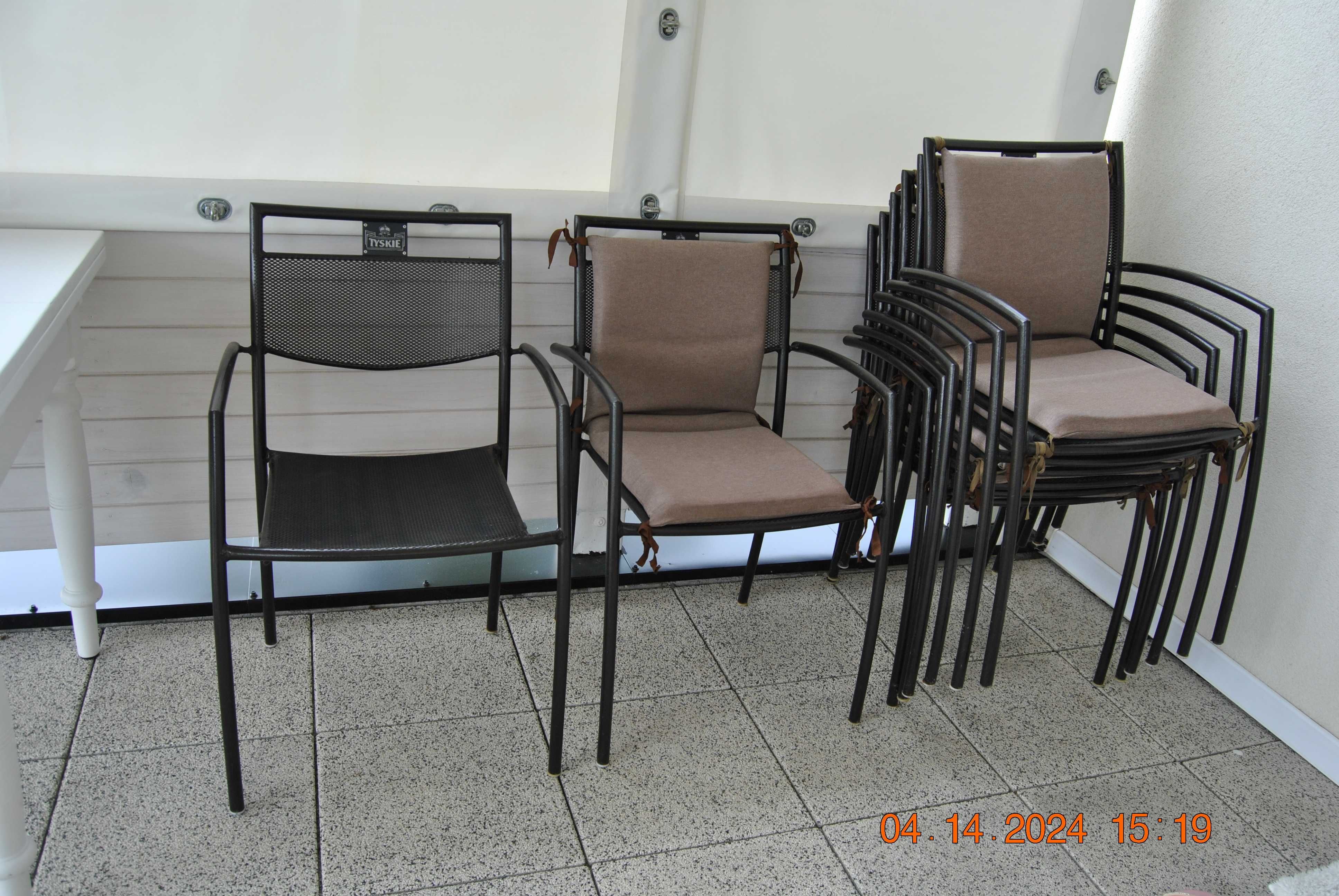 solidne krzesła metalowe, ogrodowe odnowione z poduszkami