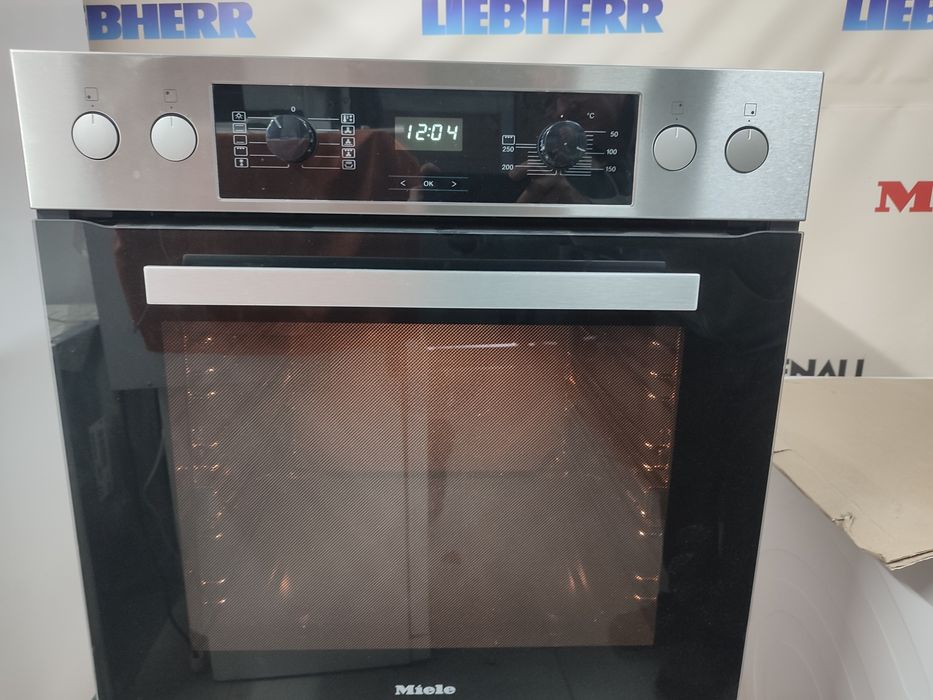 Духовий шкаф Miele H2267E