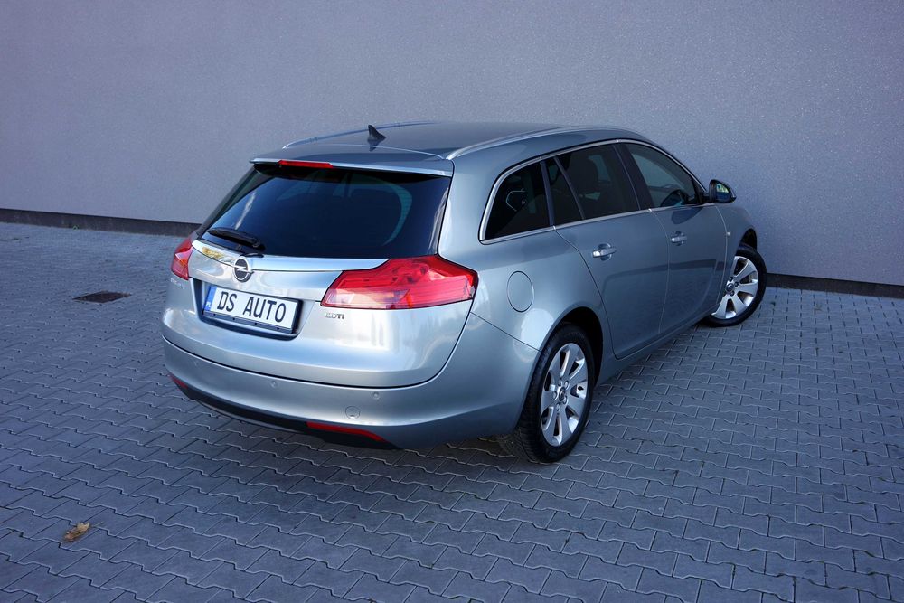 Opel Insignia 2.0 160 KM diesel oryginał lakier sprowadzona z Niemiec