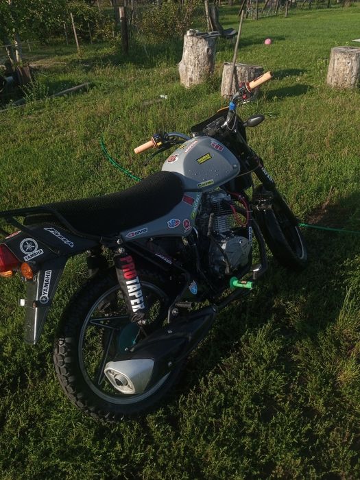 Продам мотоцикла 200 кубів