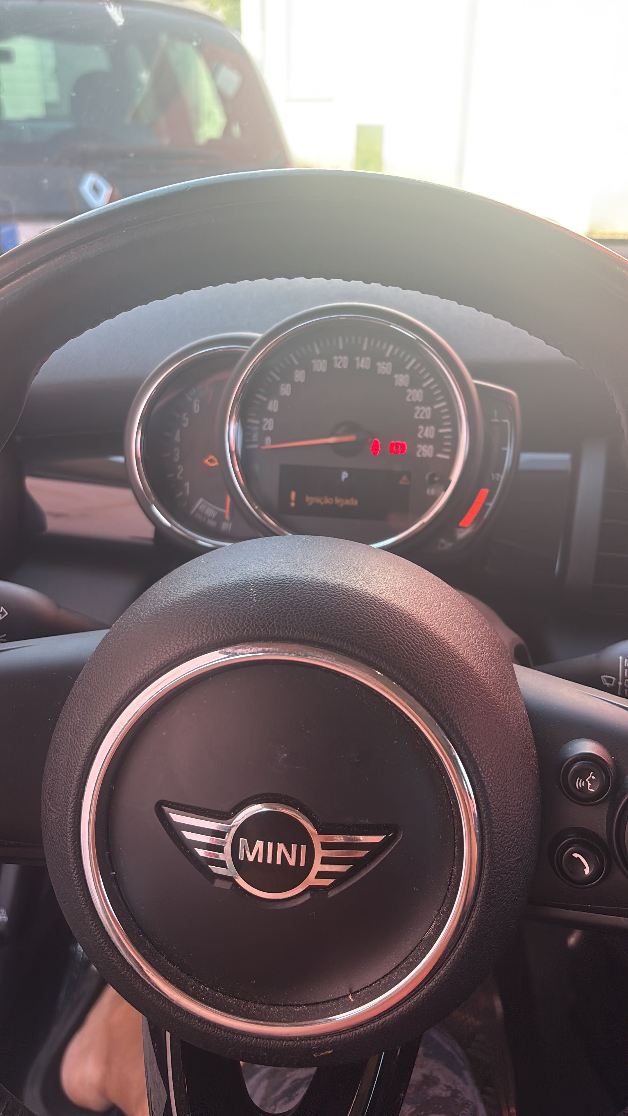 Mini Cooper como novo