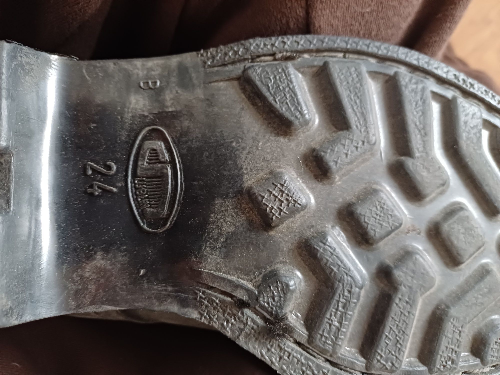Buty wojskowe, 24 + gratis skarpetki