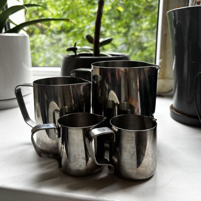 Пітчери для кавярні молочники