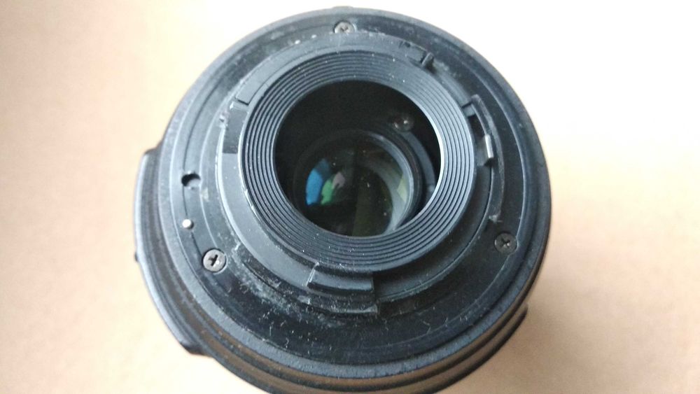 объектив Nikon Nikkor DX AF-S Nikkor 18-55mm