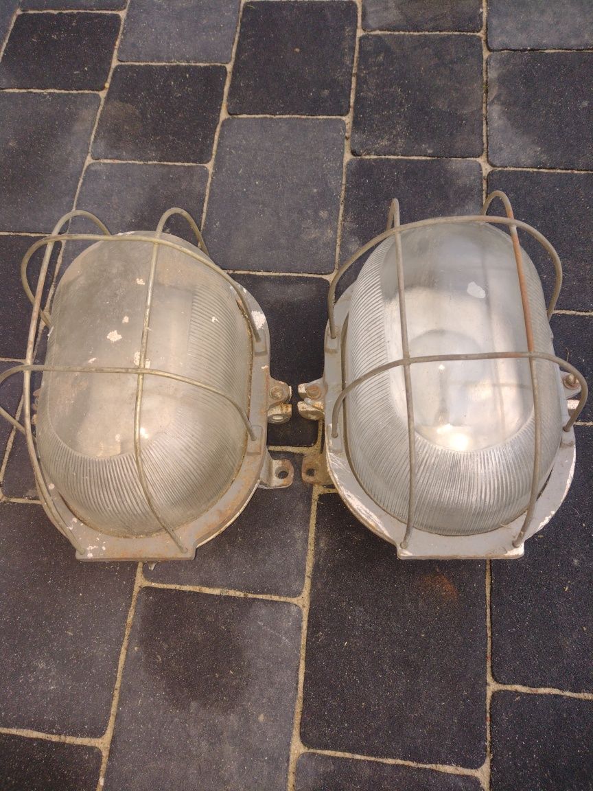 Lampa przemysłowa PRL, kanałowa, loft, industrial