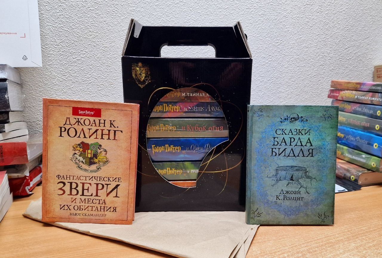 Ведьмак. Набор из 7,8,10 книг. Вся серия. Анджей Сапковский.(твёрдый п