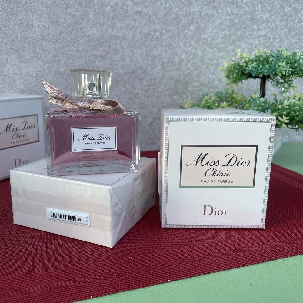 Парфумована вода жіноча Cherie Eau de Parfum 100 мл