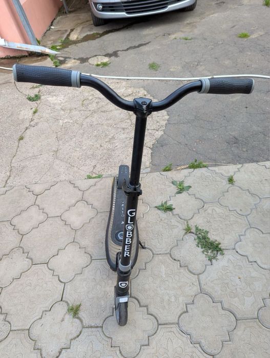 Продам детский электросамокат