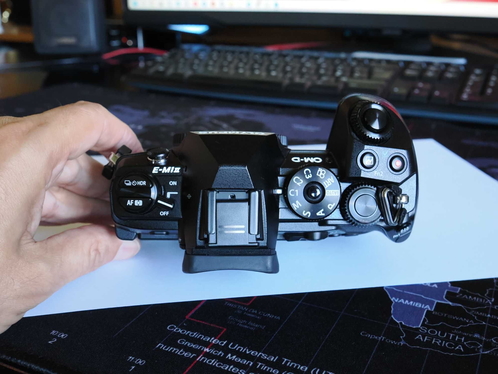 Câmara fotográfica Olympus OM-D E-M1 mark II