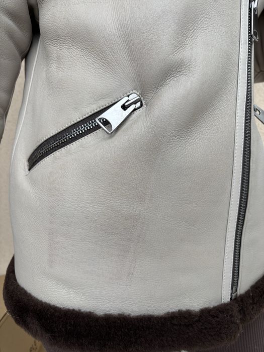 Дублянка з натуральної шкіри з хутром в трендовому кольорі