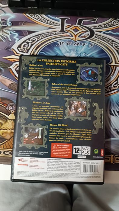 Vendo jogo Balbur's Gate com 4 jogos