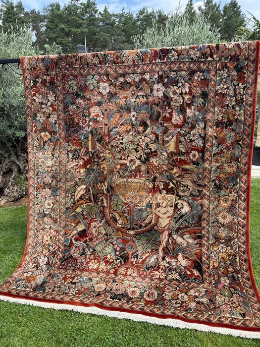 Dywan perski kaszmirowy barokowy figuralny Goum 300x225 gal 25 tyś